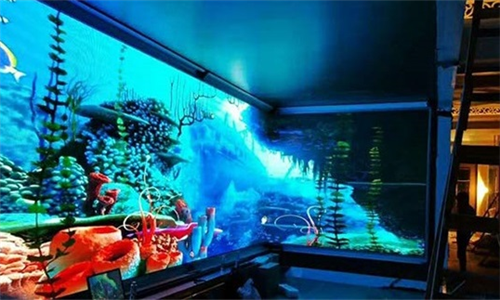 龍崗中心90度轉角室內LED顯示屏案例